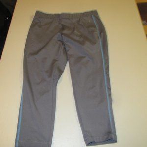 Grey Danskins Capris Size Medium